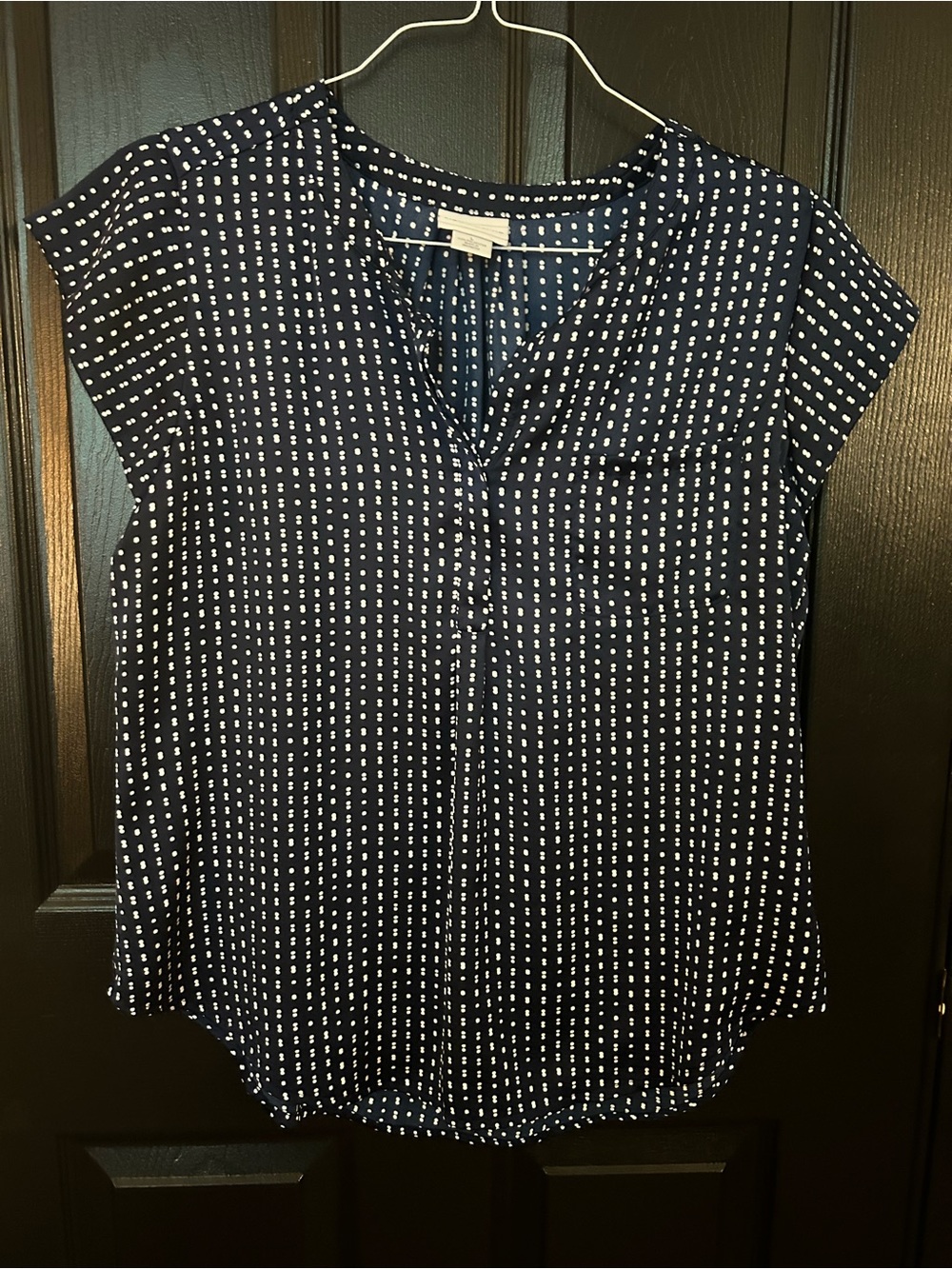 Liz Claiborne Navy and White Dot Cap-Sleeve V-Neck Blouse